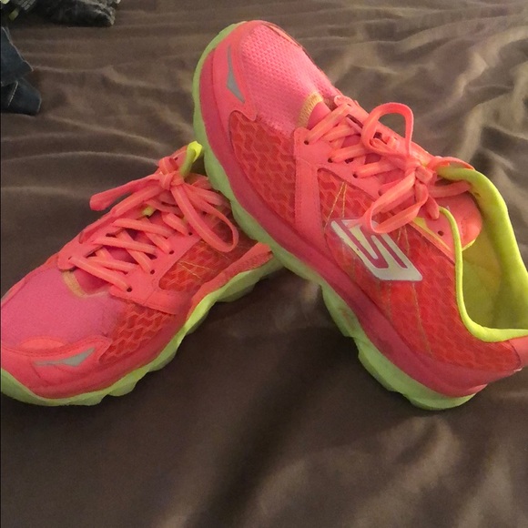 Sketchers - Picture 1 of 3